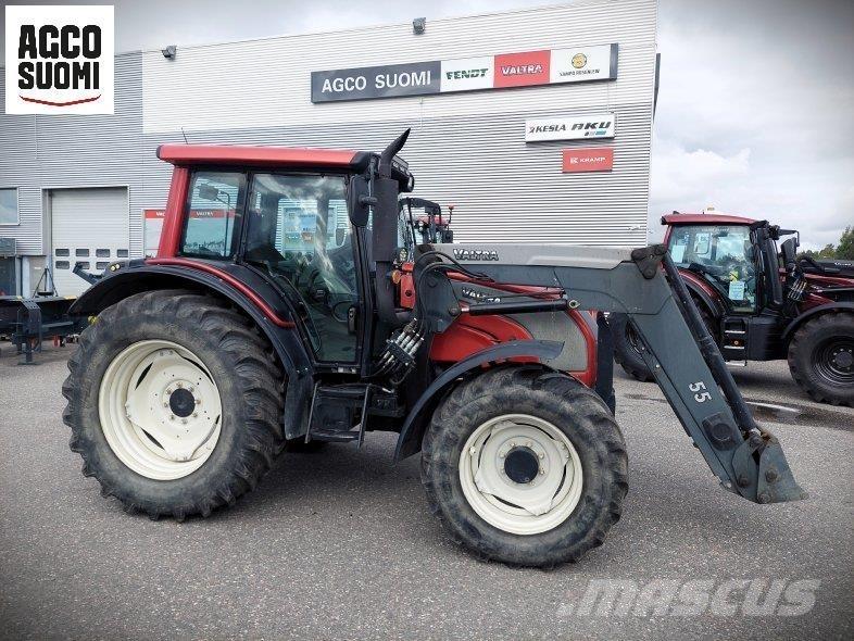 Valtra N141 HITECH 曳引機