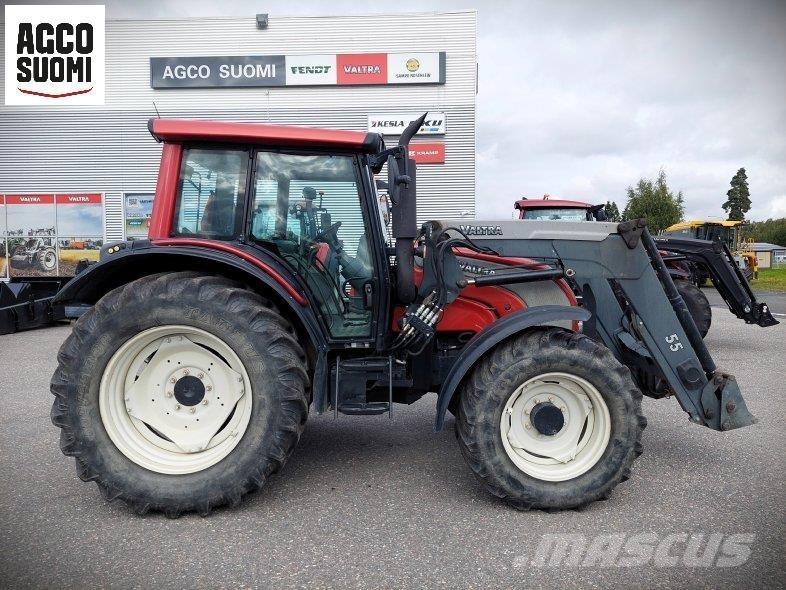 Valtra N141 HITECH 曳引機