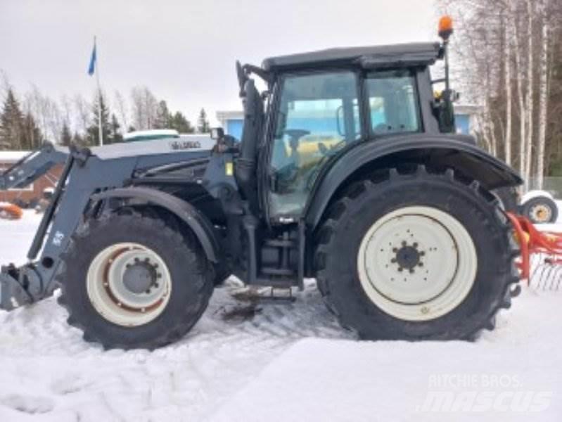 Valtra N142 DIRECT 曳引機