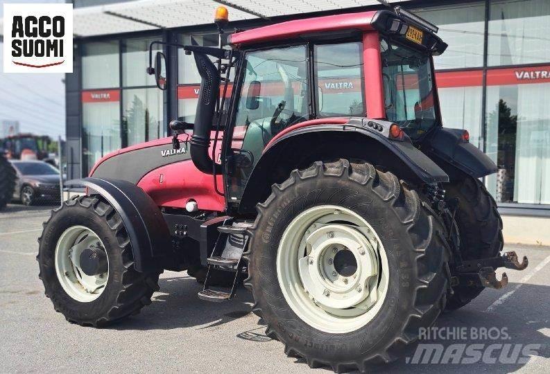 Valtra T151 A 曳引機