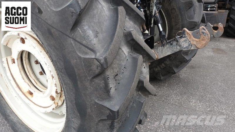 Valtra T151 H 曳引機