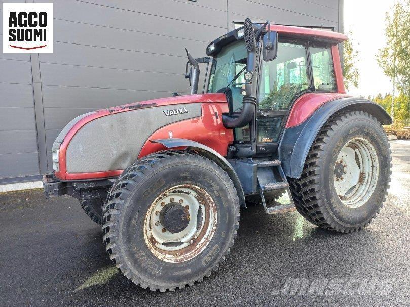 Valtra T170 曳引機
