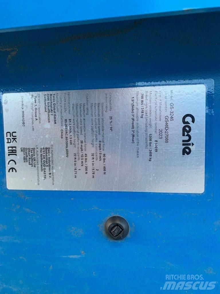 Genie GS-3246 剪式升降機