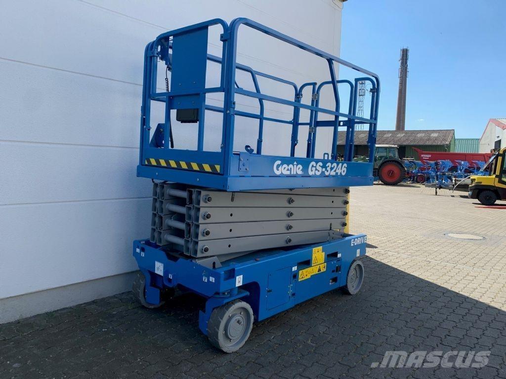 Genie GS-3246 剪式升降機