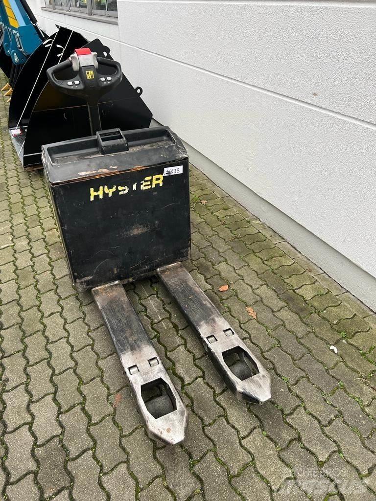 Hyster P 2.0 低架升降機