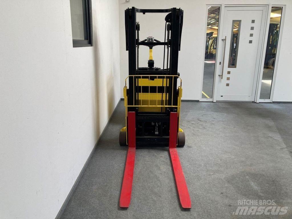 Hyster S 1.0 C 行走控制式堆積機
