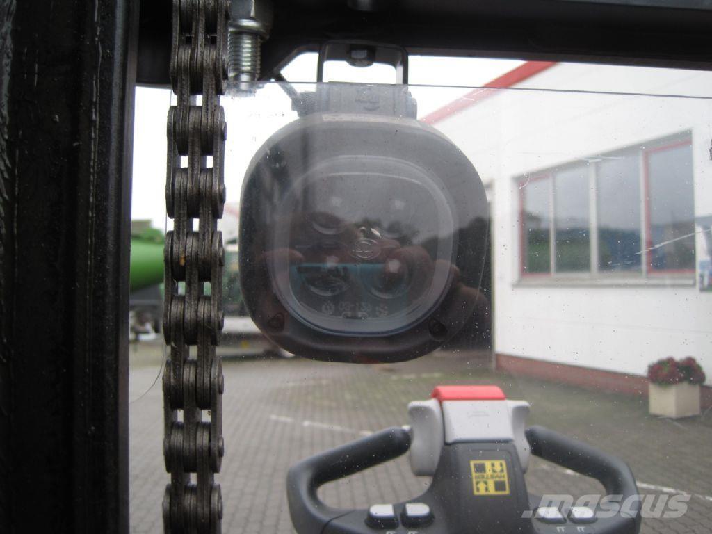 Hyster S 1.5S 行走控制式堆積機