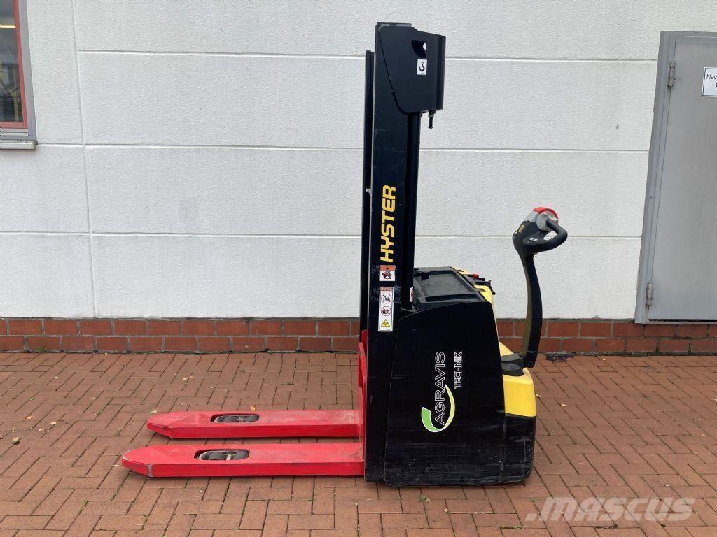 Hyster S 2.0 行走控制式堆積機