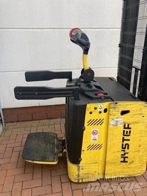 Hyster S1.5S 行走控制式堆積機
