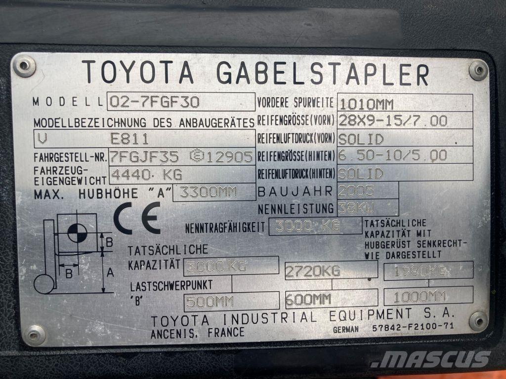 Toyota 02-7FGF30 液化石油氣LPG卡車