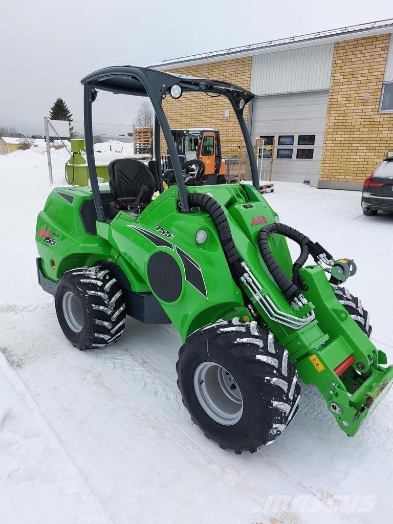 Avant 755 多功能裝載機