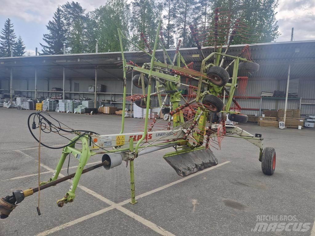 CLAAS 680 耙與翻草機