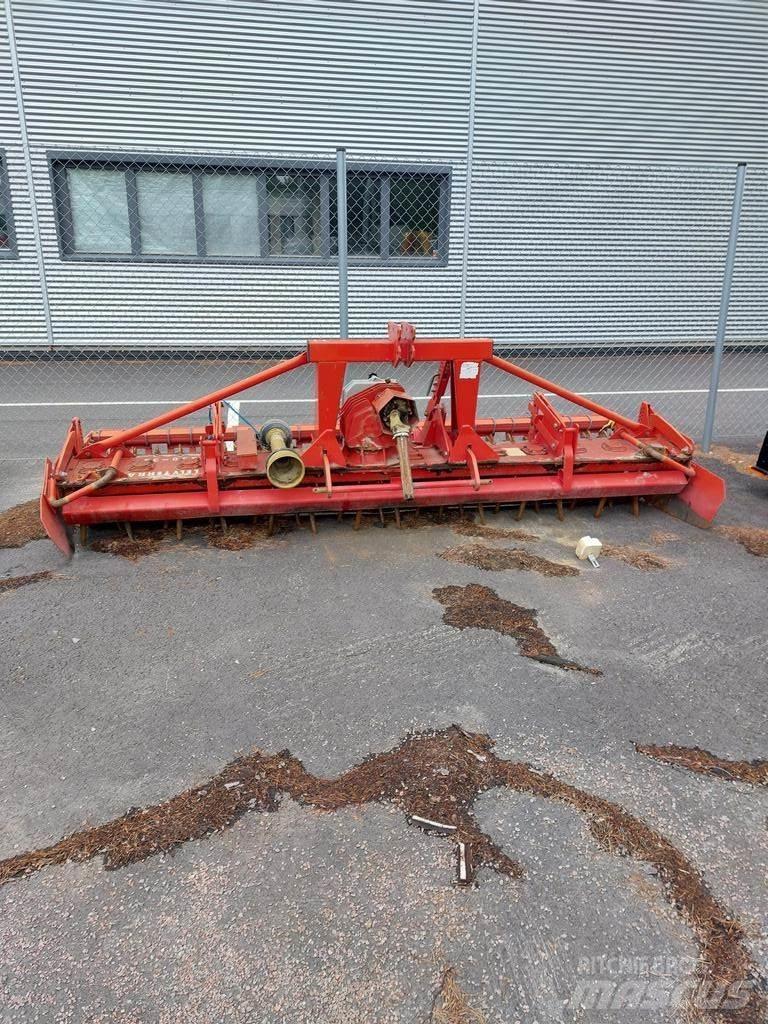 Lely 3500 動力耙和旋轉式耕耘機