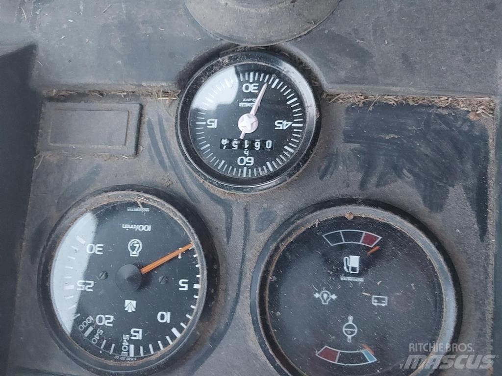Valmet 665 曳引機