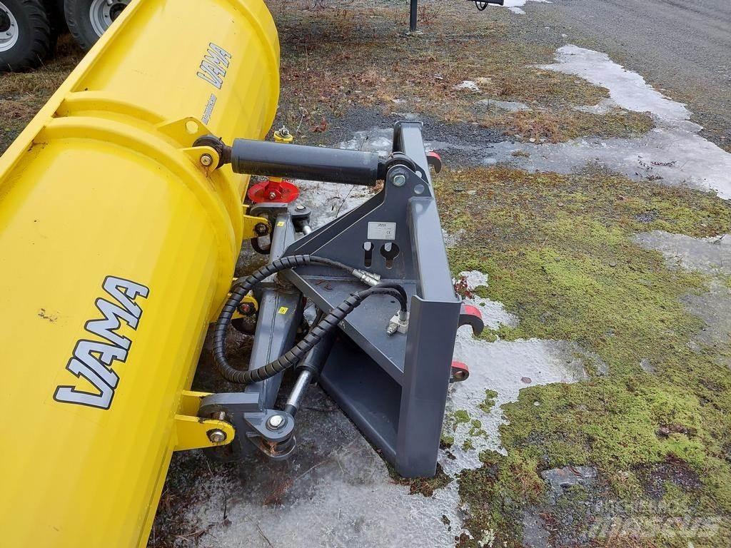Vama 3200 刮雪板和犁