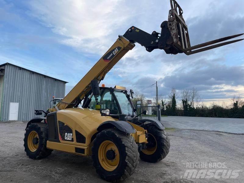 CAT TH408D 伸縮臂操作車