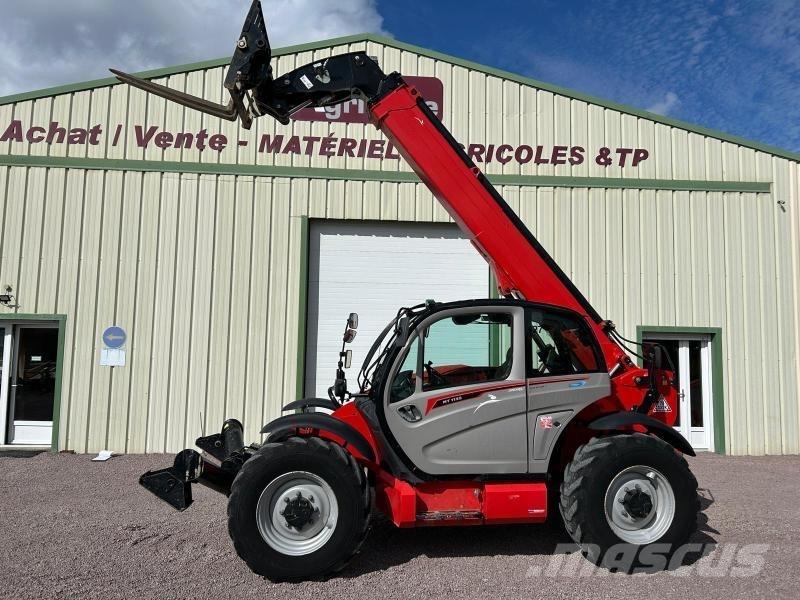 Manitou MT1135 伸縮臂操作車