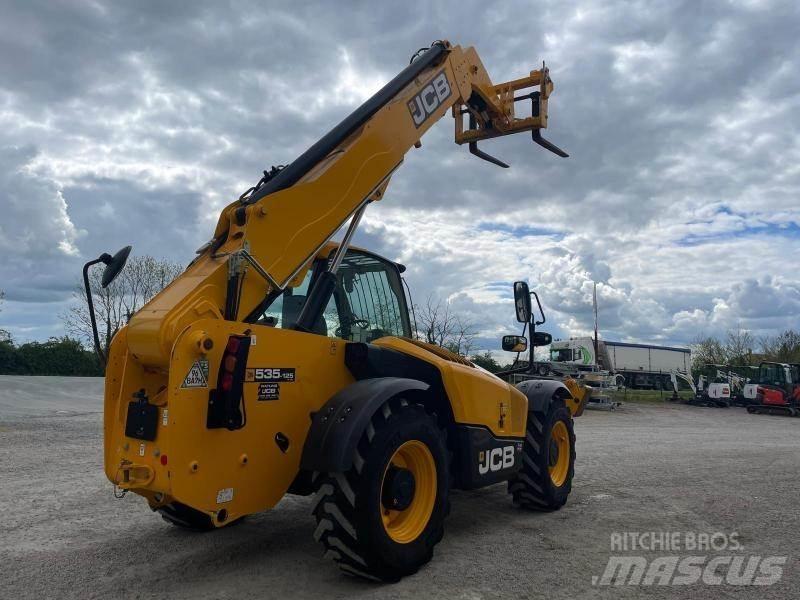 Manitou MT1440 伸縮臂操作車