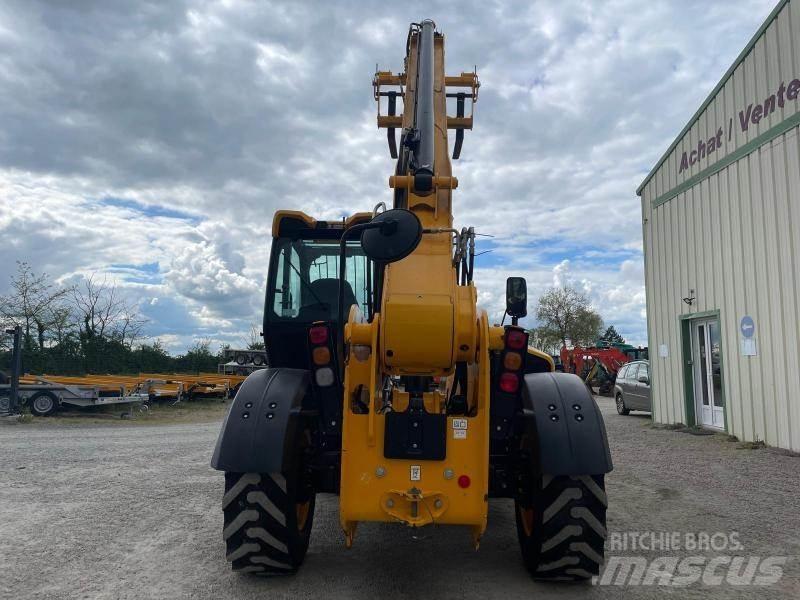 Manitou MT1440 伸縮臂操作車