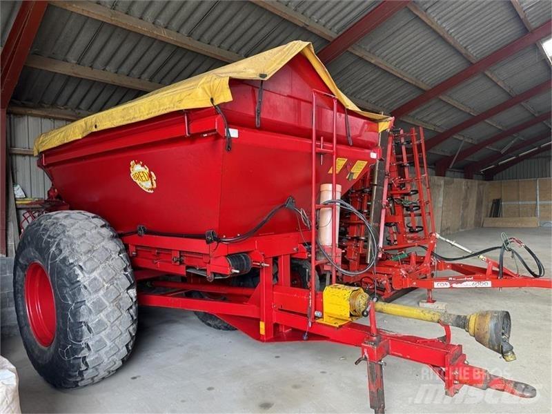 Bredal B4S 礦物撒布機