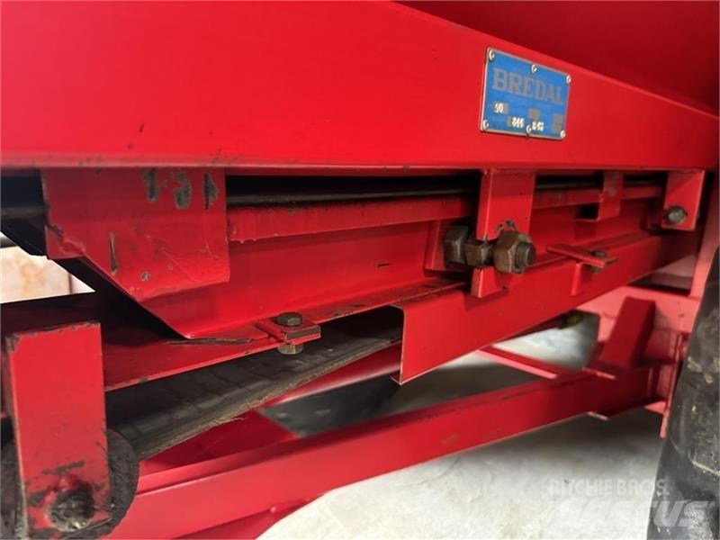 Bredal B4S 礦物撒布機