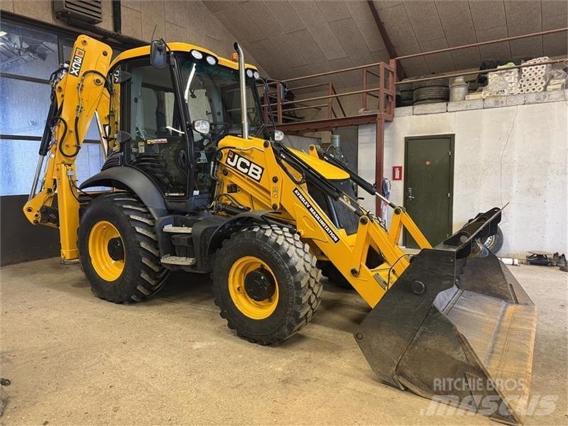 JCB 3 cx 反鏟裝載機
