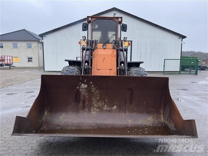 Ljungby 1321 輪胎式裝載機