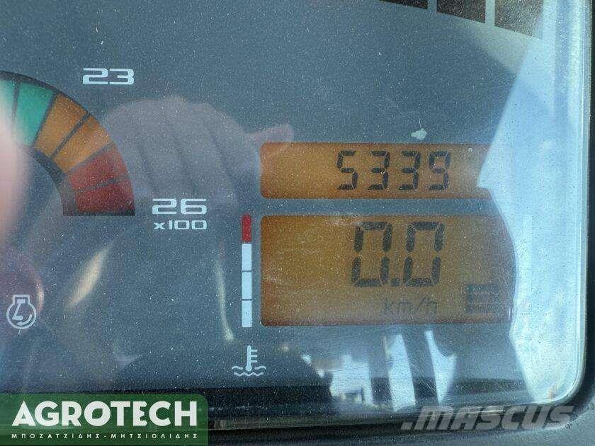 CLAAS Ares 826 RZ 曳引機