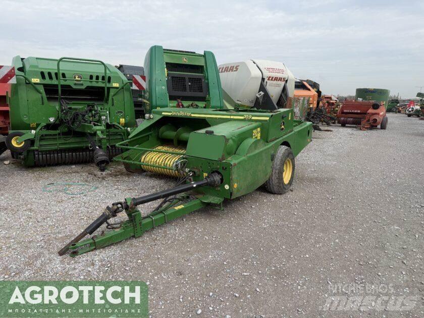 John Deere 359 曳引機