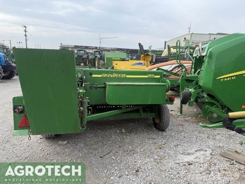John Deere 359 曳引機