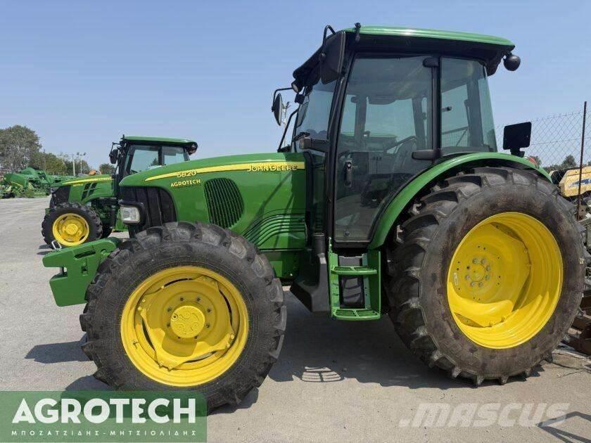 John Deere 5820 曳引機