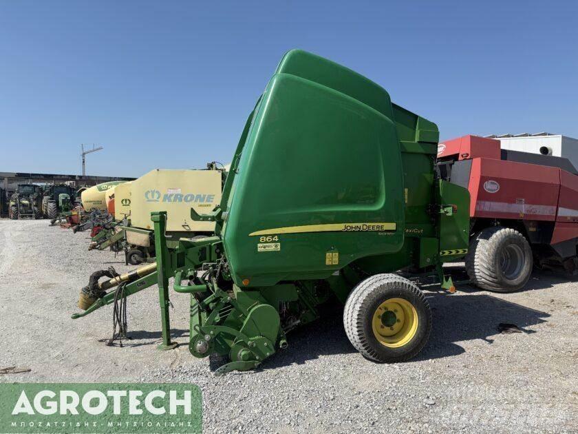 John Deere 864 圓型牧草打包機