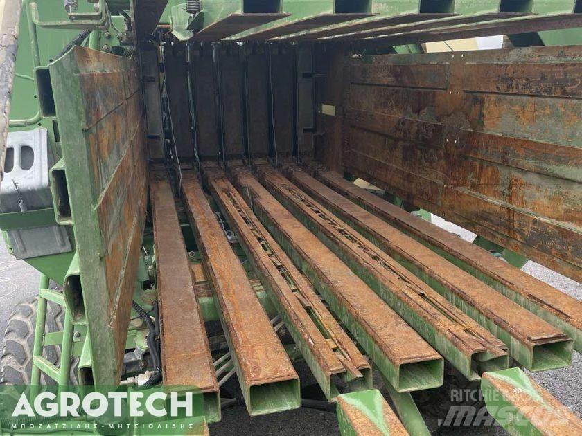 Krone Big Pack 1290 圓型牧草打包機