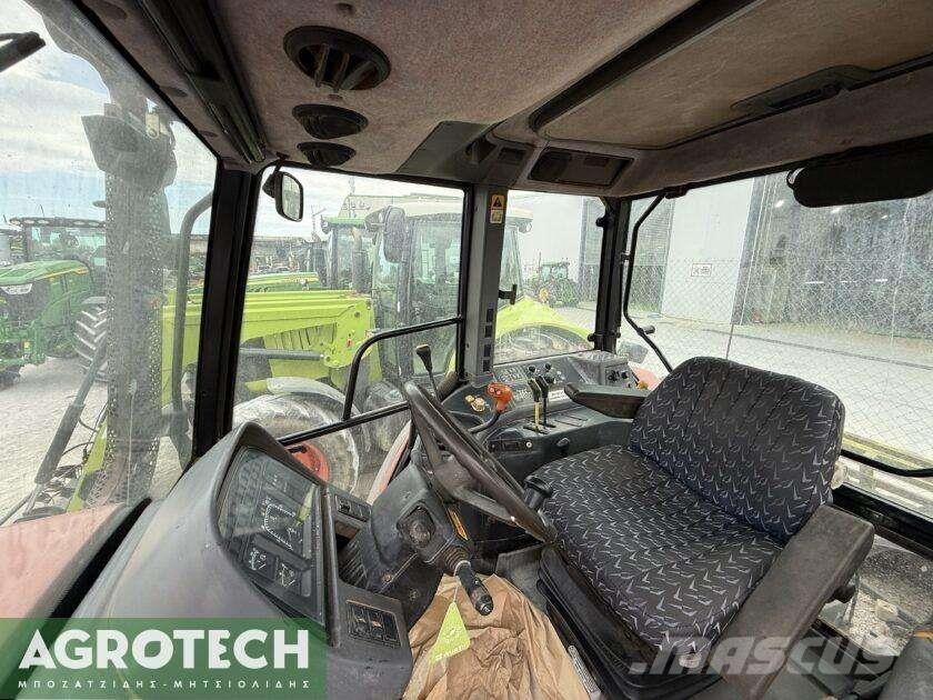 New Holland M 100 曳引機