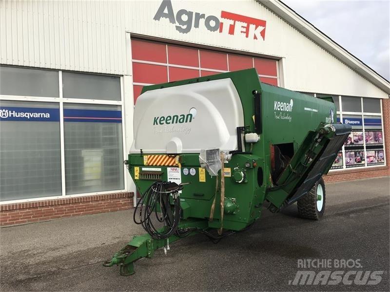 Keenan MF 360 混合餵料機