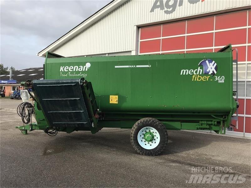 Keenan MF 360 混合餵料機