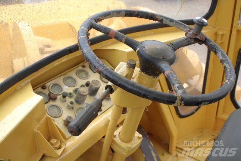 CAT 966 C 輪胎式裝載機