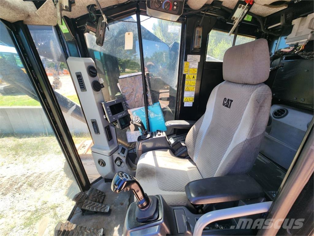 CAT 521B 林業其他機械設備