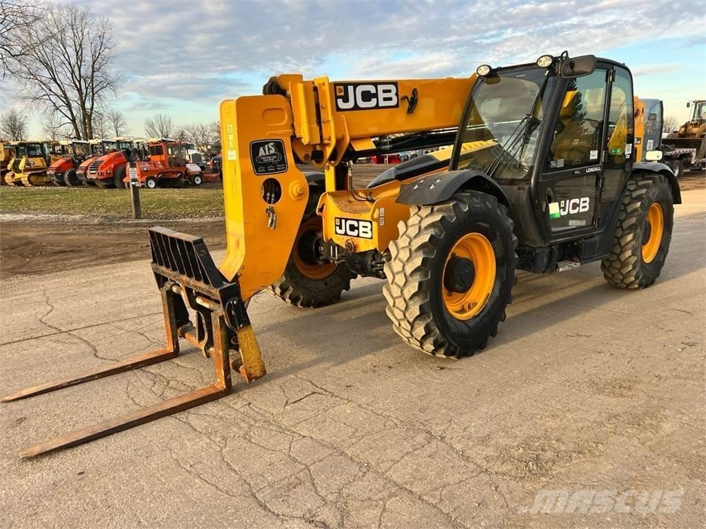 JCB 509-42 伸縮臂操作車