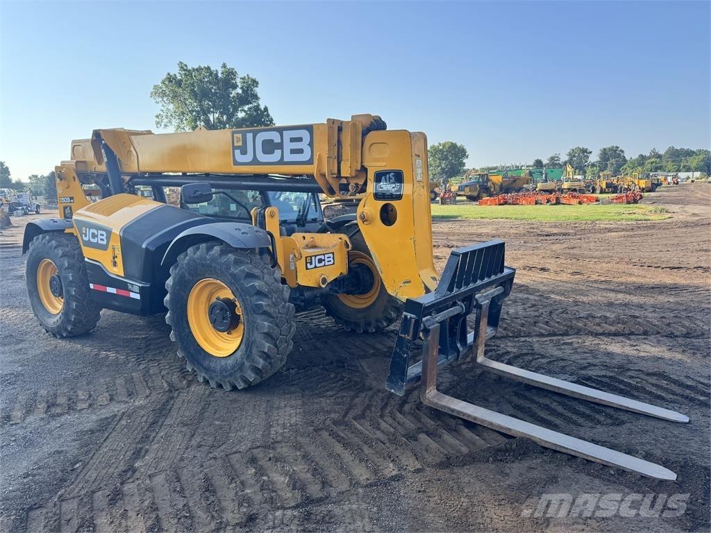 JCB 509-42 伸縮臂操作車