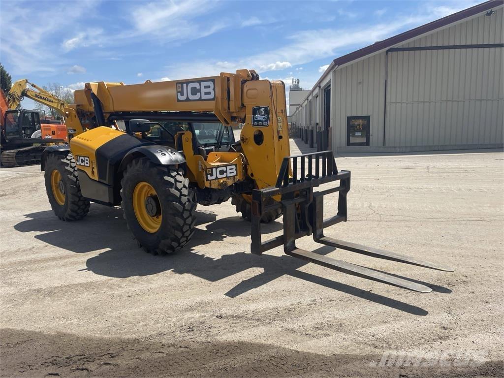 JCB 509-42 伸縮臂操作車