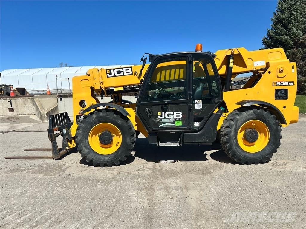 JCB 512-56 伸縮臂操作車