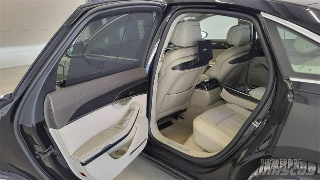 Audi A8 汽車