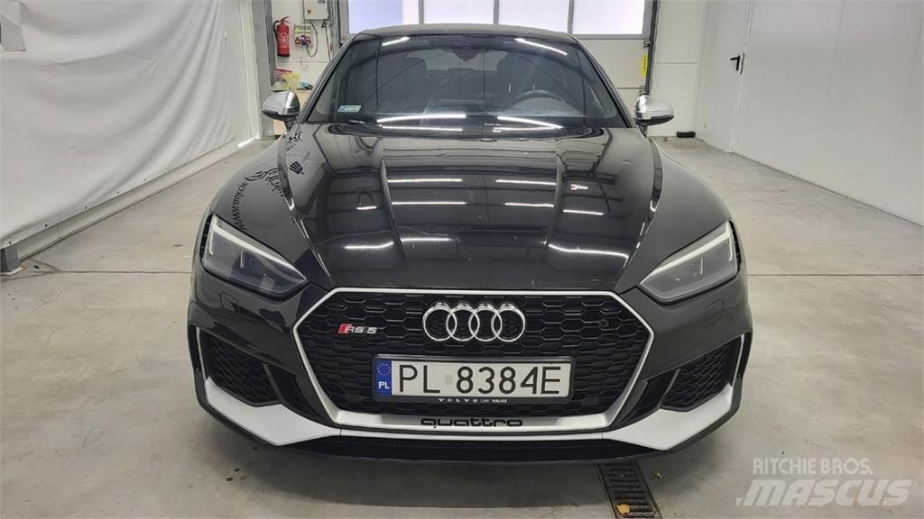 Audi RS5 汽車