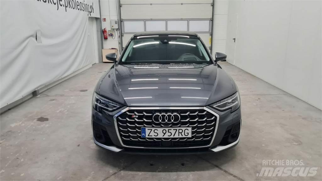Audi S8 汽車