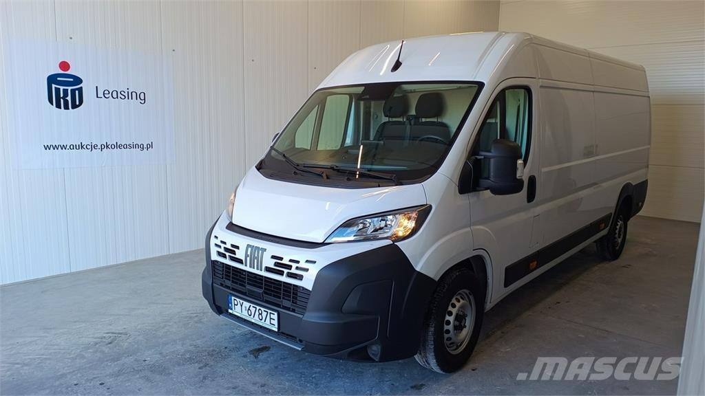 Fiat Ducato 廂式貨物運輸車