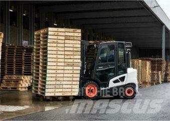 Bobcat D 30 S 9 柴油卡車
