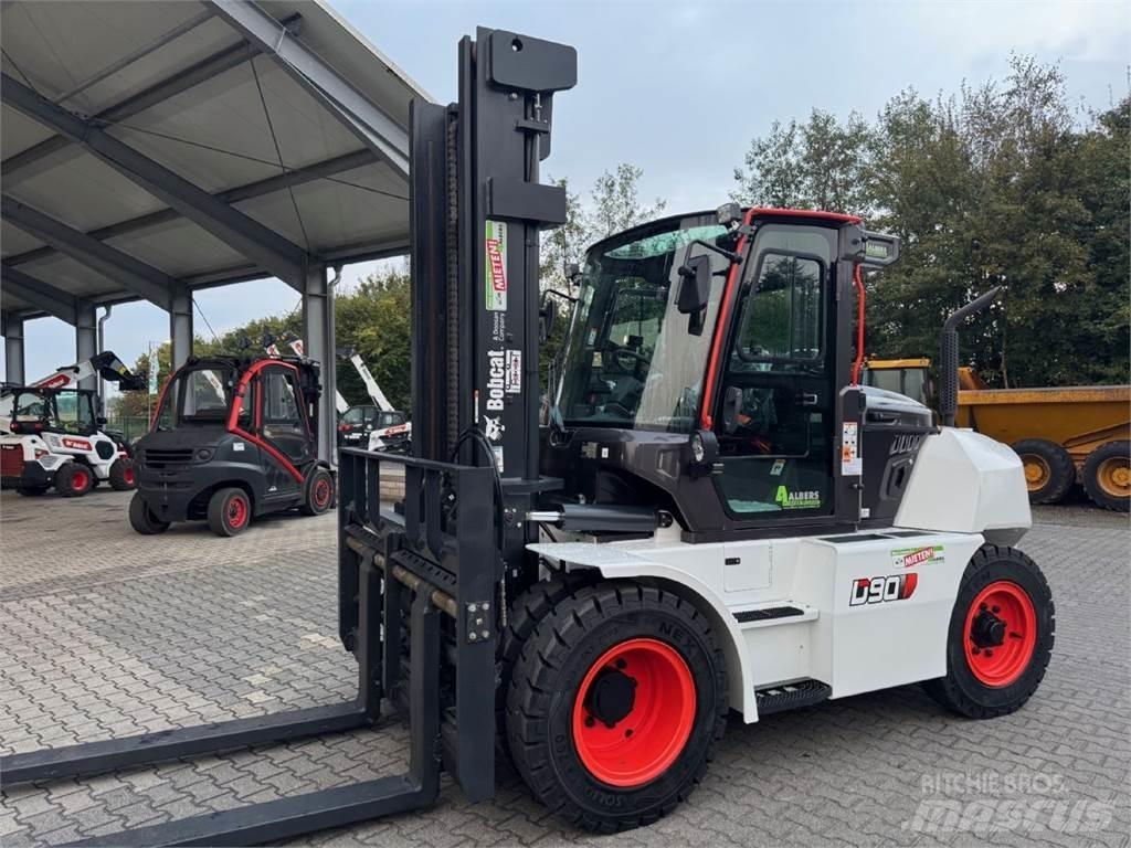 Bobcat D 90 S 9 柴油卡車