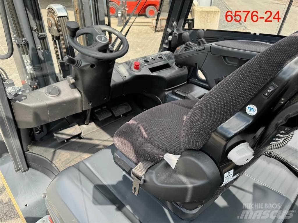 Linde E 50 HL 01 電動堆高機