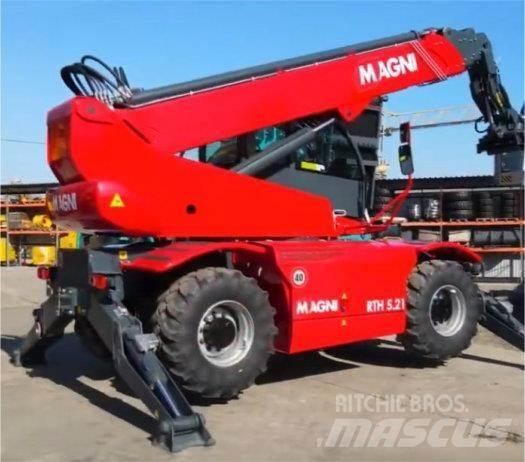 Magni RTH 5.21 伸縮臂操作車